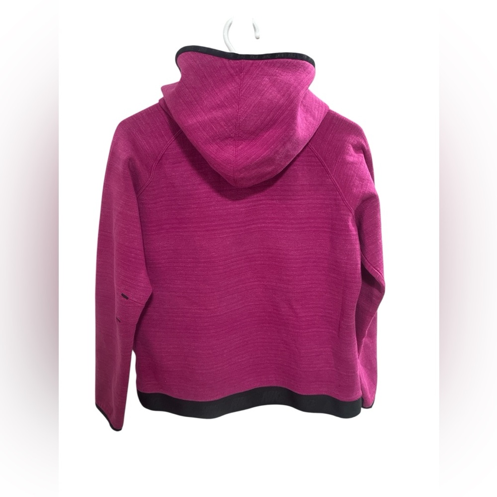Nike Fuchsia Pullover with Black Details - Picture 2 of 3